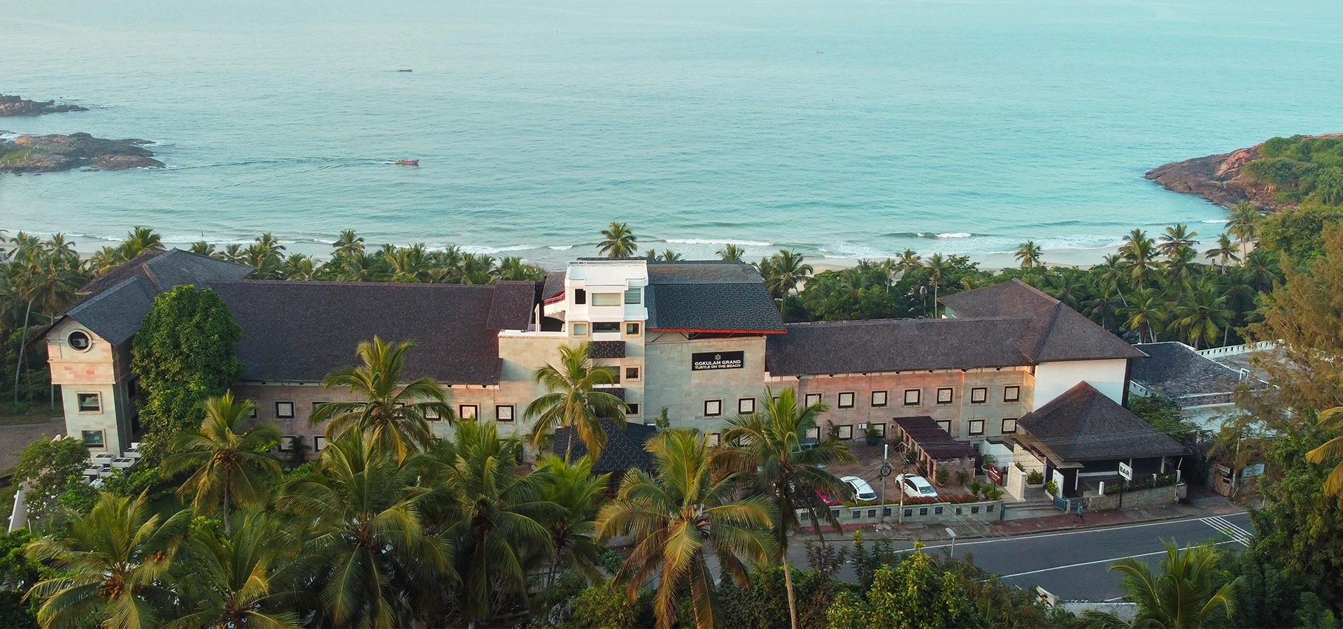 What Should I Know Before Booking A Wedding Venue In A Hotel?