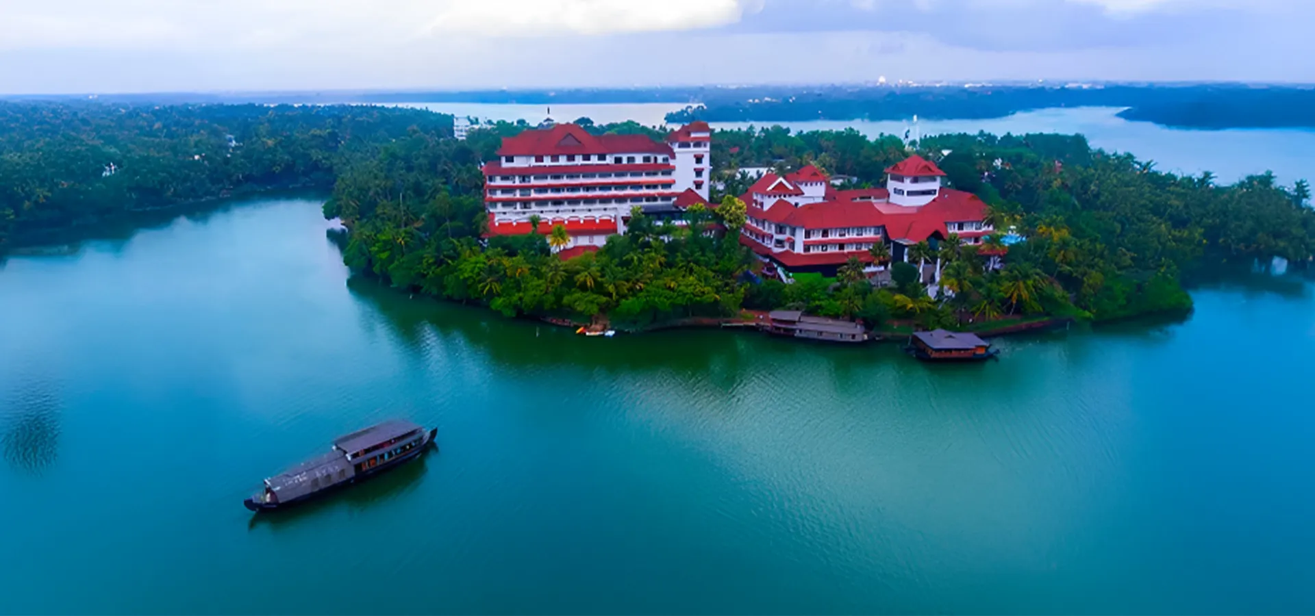 What Should You Consider When Choosing A Hotel in South India?
